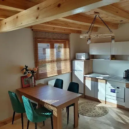 Kalinowy Sad Z Jacuzzi I Sauna Mikołajki