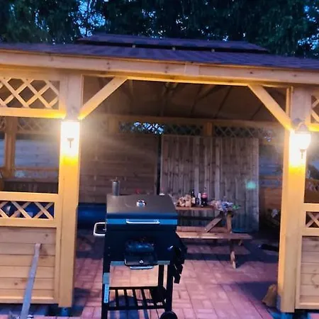Holiday park Kalinowy Sad Z Jacuzzi I Sauna Mikolajki (Mragowo)
