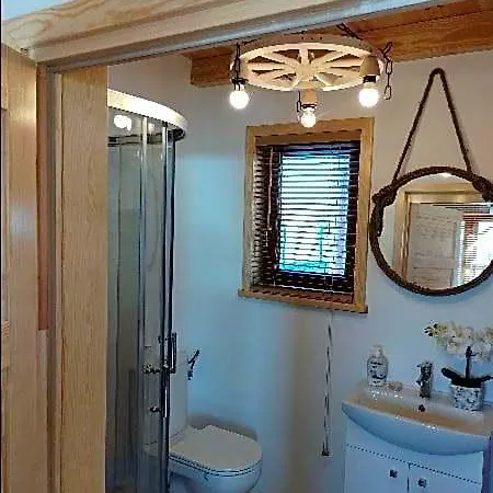 Kalinowy Sad Z Jacuzzi I Sauna Mikołajki